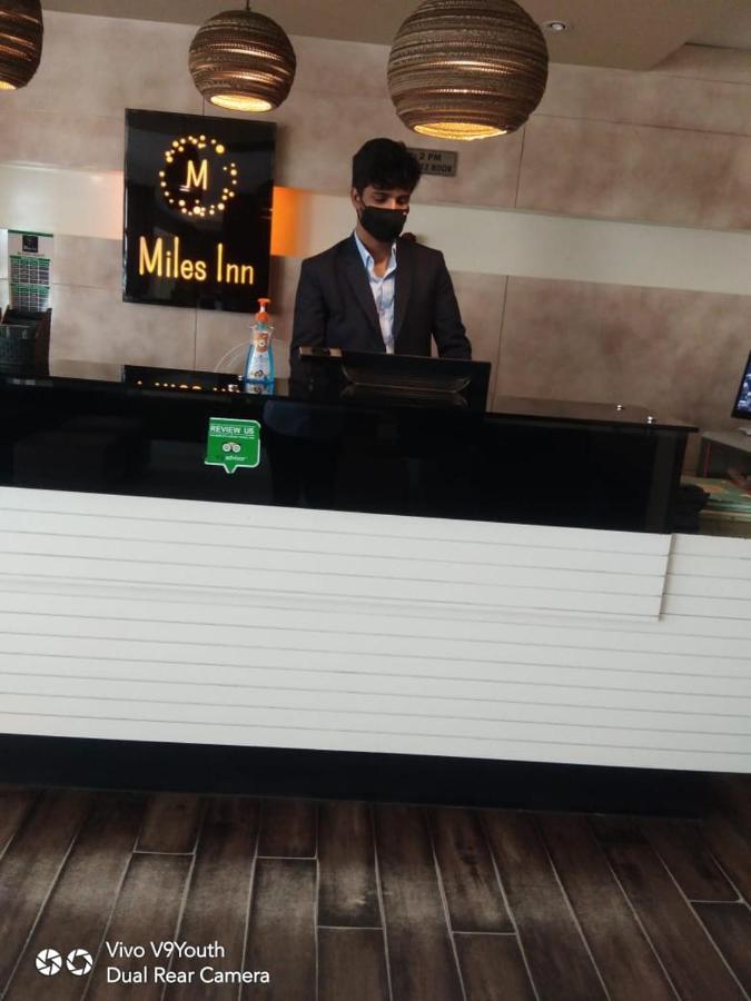 Miles Inn Hotel Hassan Eksteriør bilde